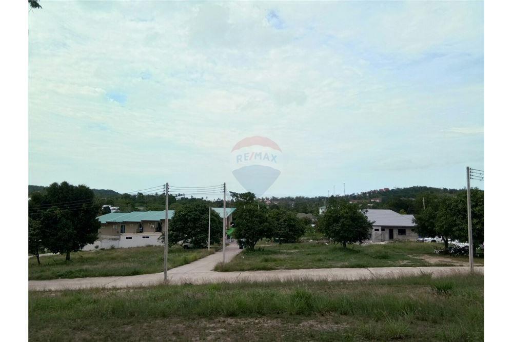 land for sale Plai Laem